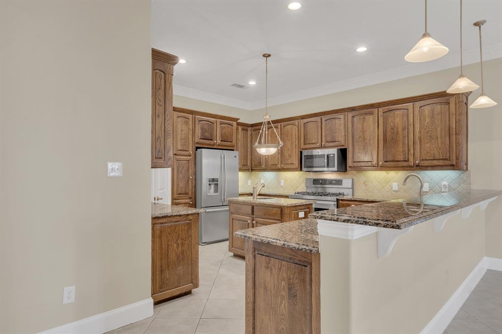 5921 Llano Avenue Property Photo 14