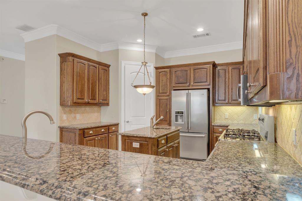 5921 Llano Avenue Property Photo 17