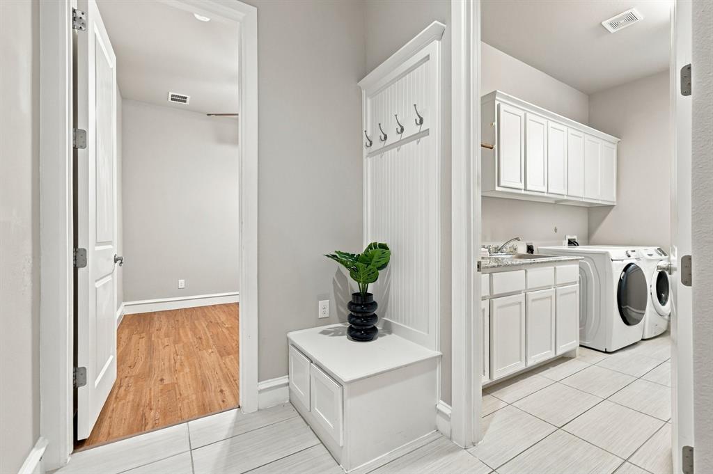 6200 Corsica Way Property Photo 19