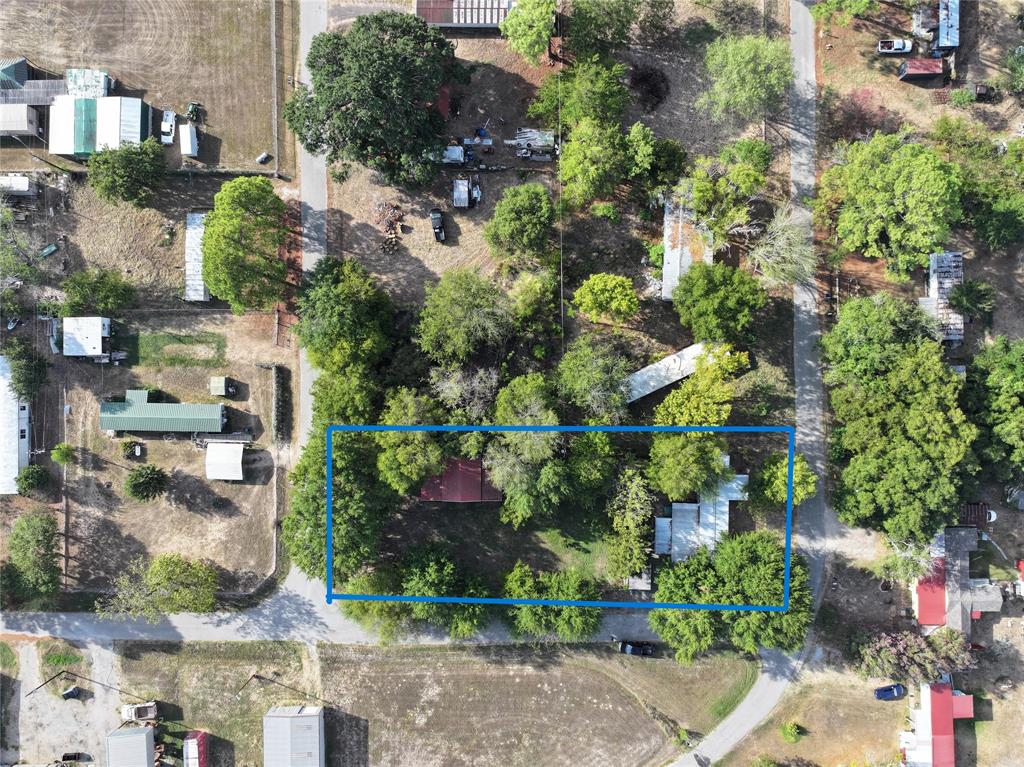 718 Suncrest Drive Property Photo 4