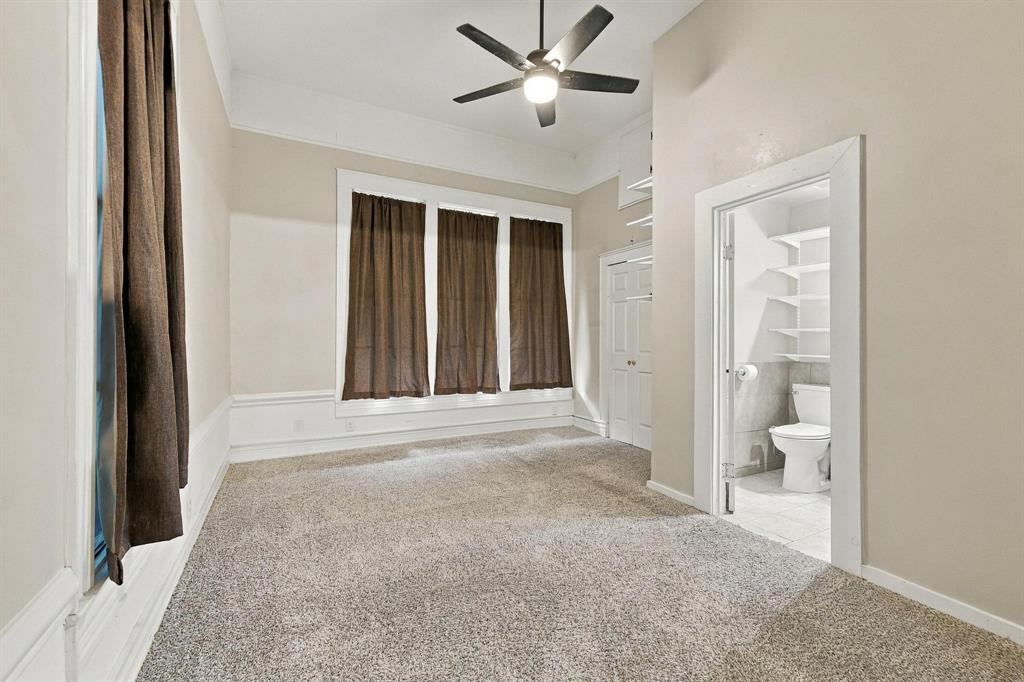 806 W Gandy Street Property Photo 23