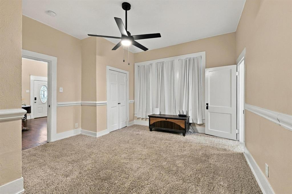 806 W Gandy Street Property Photo 27