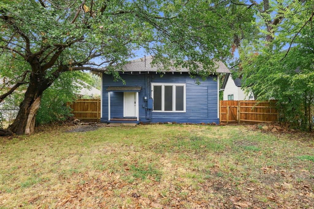 806 W Gandy Street Property Photo 32