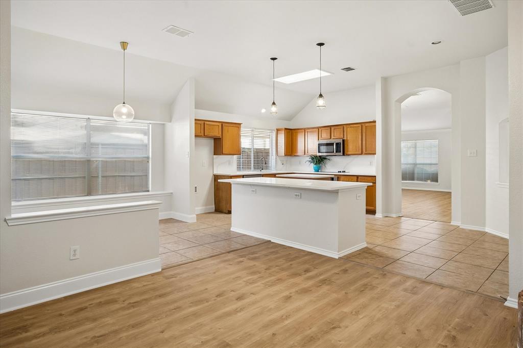 10610 Stone Falls Lane Property Photo 4