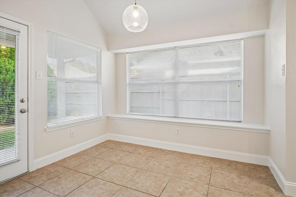 10610 Stone Falls Lane Property Photo 8