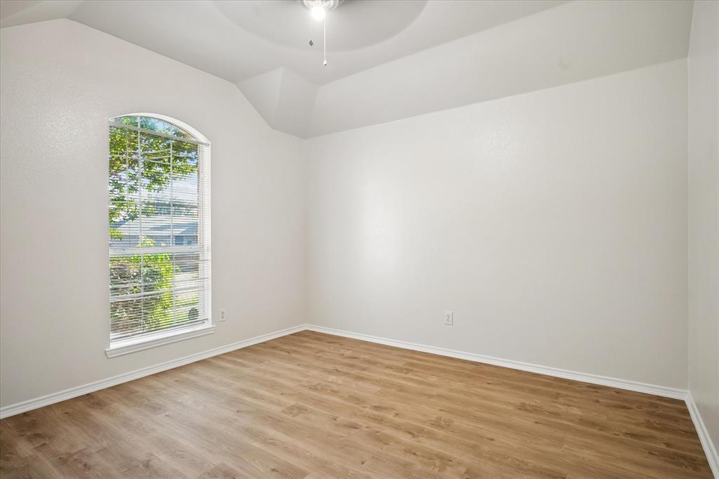 10610 Stone Falls Lane Property Photo 14