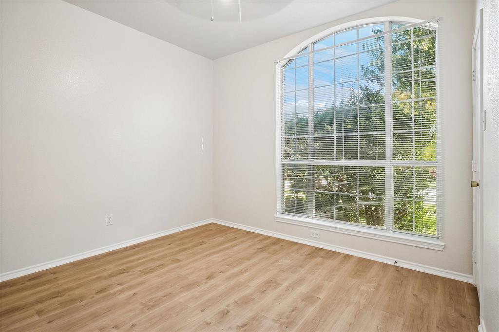 10610 Stone Falls Lane Property Photo 15