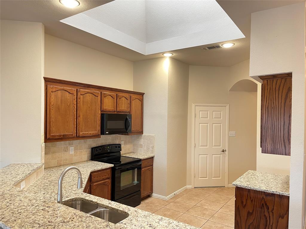 2865 Spotted Owl Drive Property Photo 14