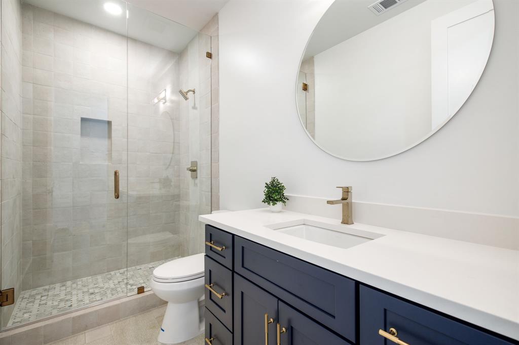 6162 Prospect Avenue Property Photo 23