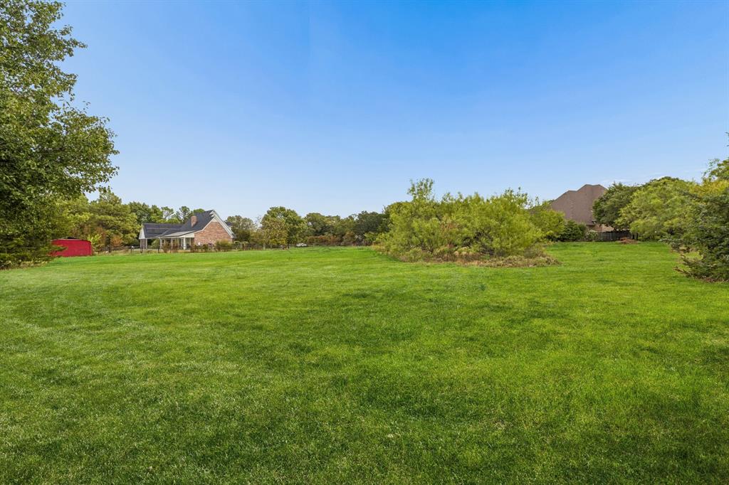 561 E Dove Road Property Photo 8