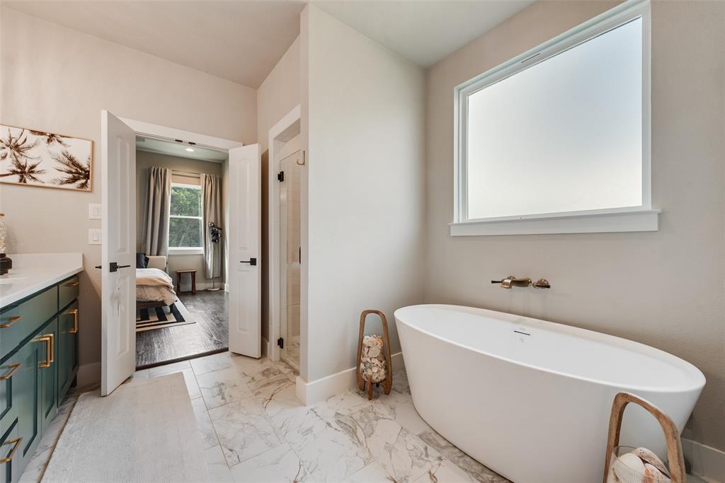 301 Sharla Smelley Road Property Photo 18