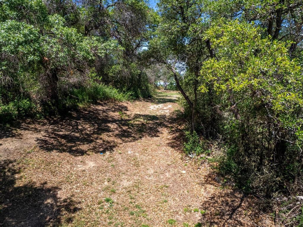 6912 Ireland Drive Property Photo 4