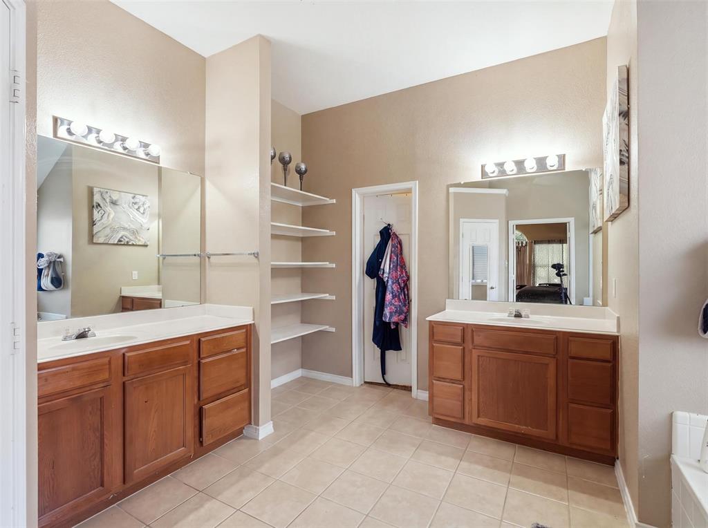 2159 Fair Weather Drive Property Photo 16