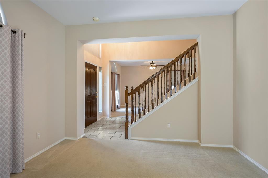 8024 Alderwood Place Property Photo 9