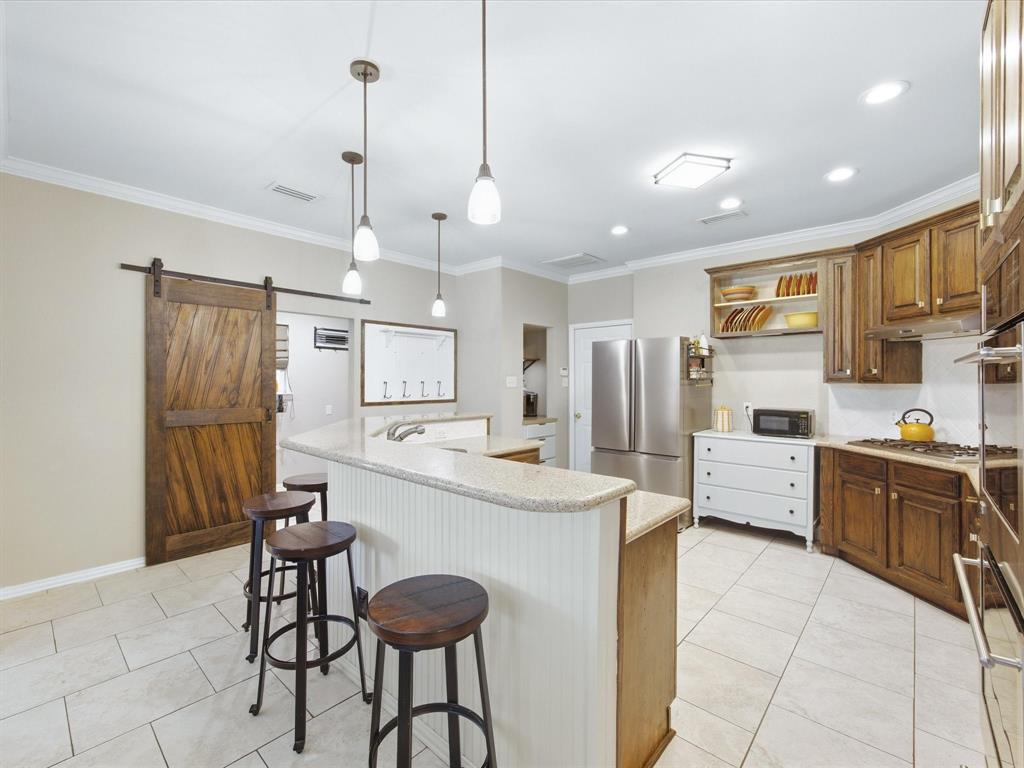 5024 Pointclear Court Property Photo 14
