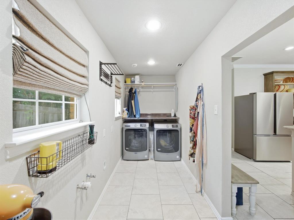 5024 Pointclear Court Property Photo 18