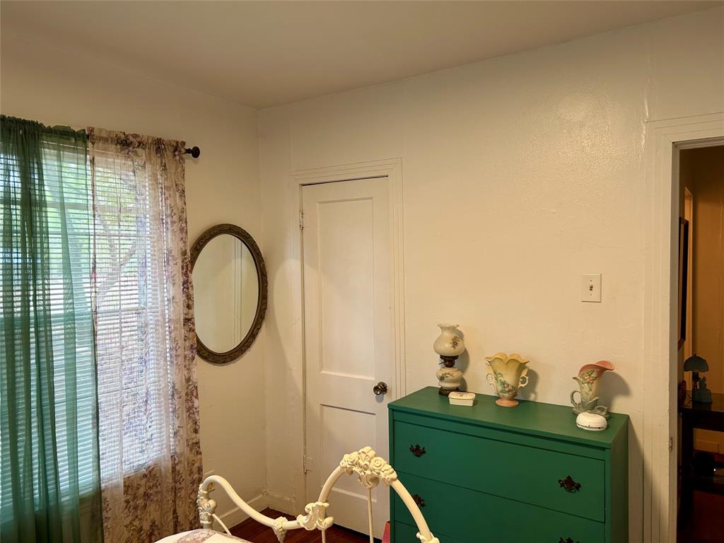 3428 N 27th Street Property Photo 9