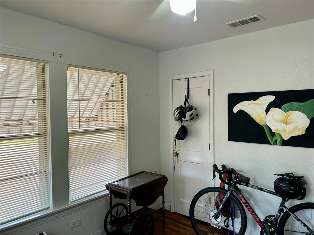 3428 N 27th Street Property Photo 12