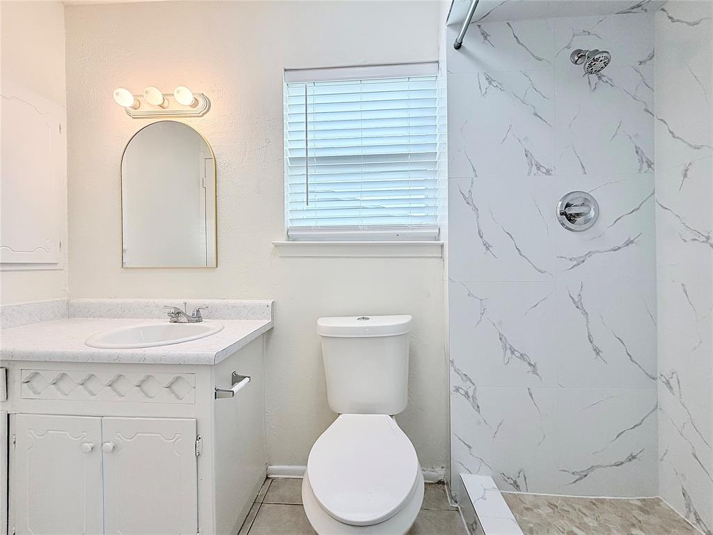 610 Colonial Drive Property Photo 9