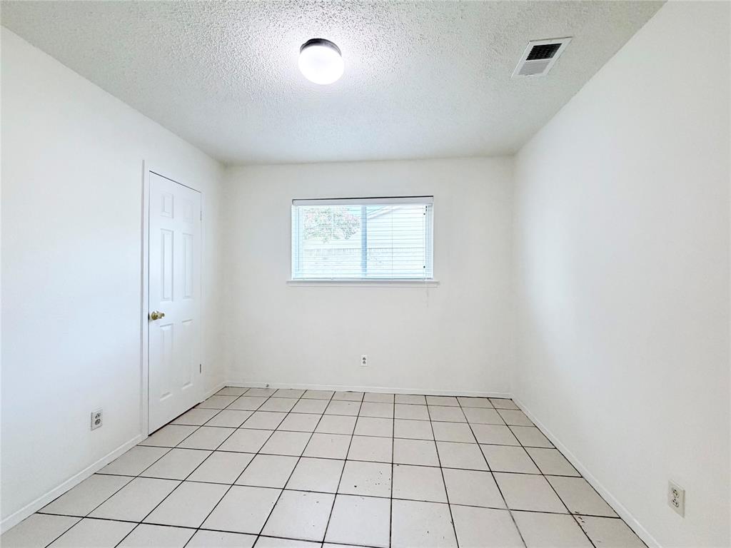610 Colonial Drive Property Photo 14