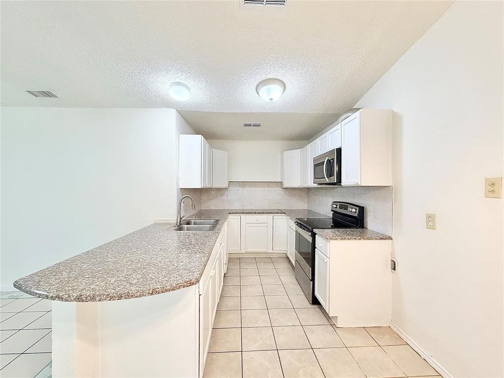 610 Colonial Drive Property Photo 20