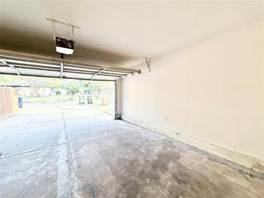 610 Colonial Drive Property Photo 33