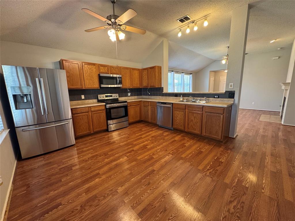 112 Starlight Drive Property Photo 6