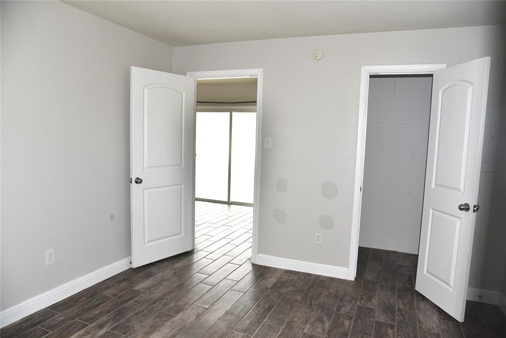 1001 Roky Court Property Photo 14