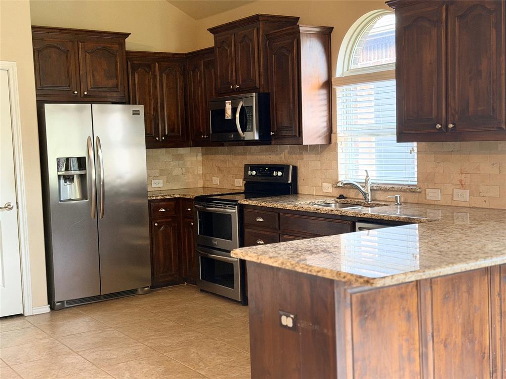 1220 Scott Drive Property Photo 5