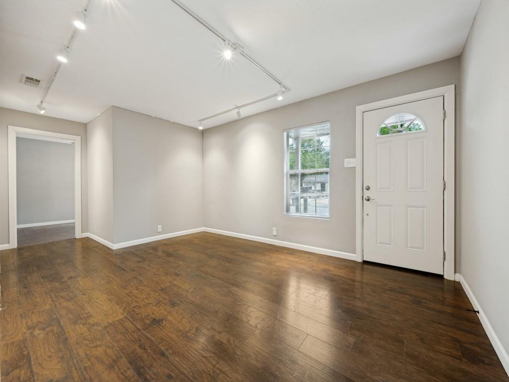 1718 Pat Drive Property Photo 4