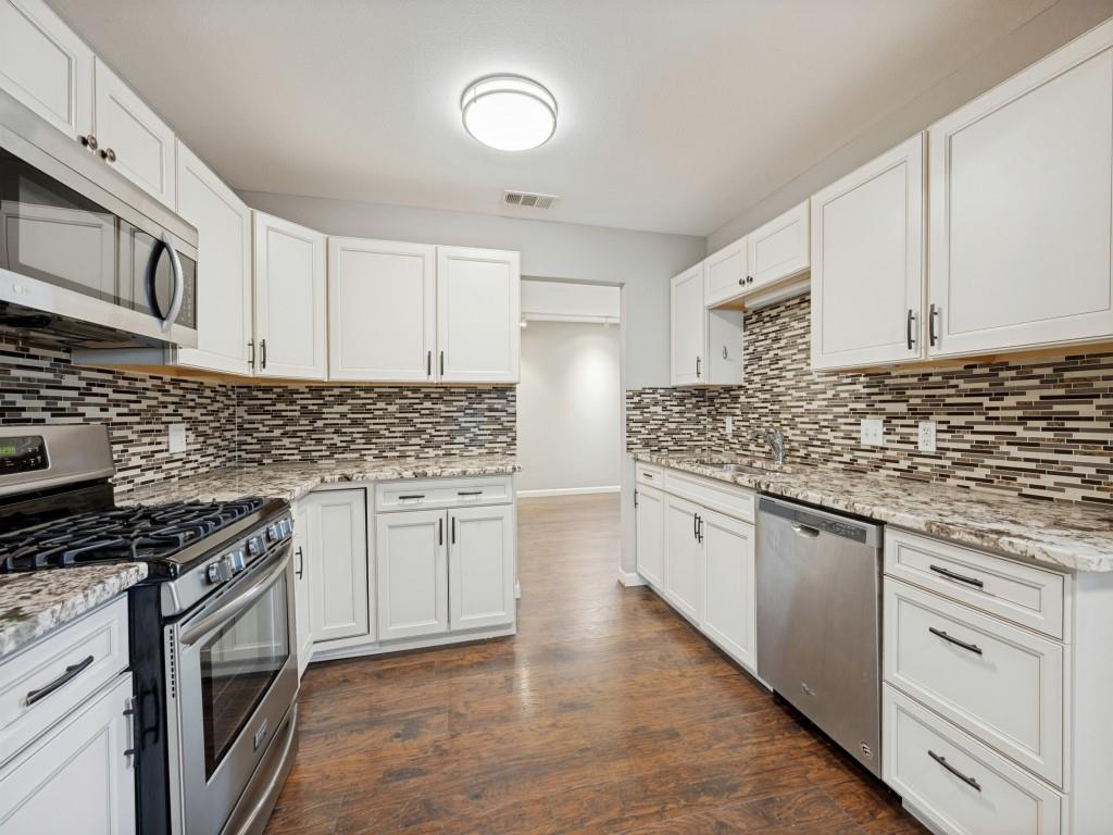 1718 Pat Drive Property Photo 8