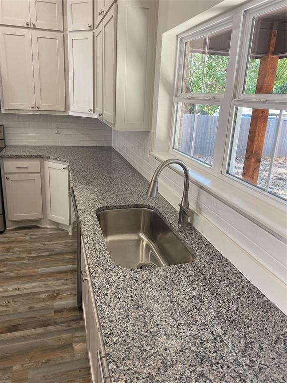 702 Davis Avenue Property Photo 4