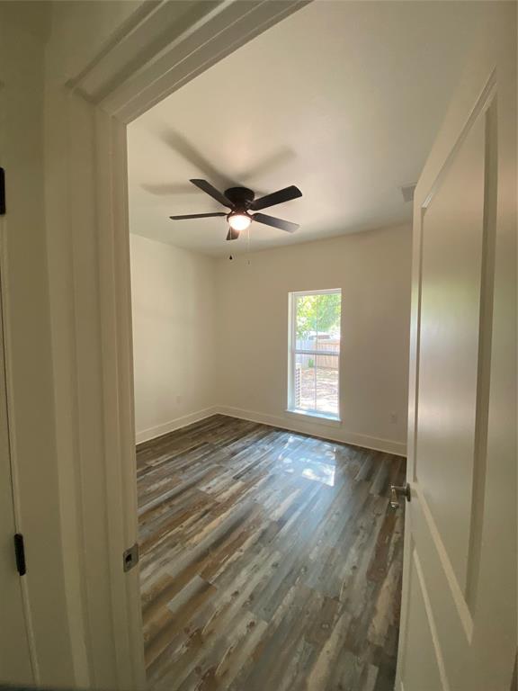 702 Davis Avenue Property Photo 9