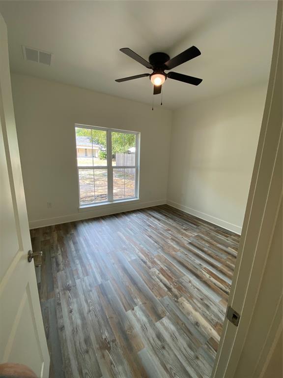 702 Davis Avenue Property Photo 12