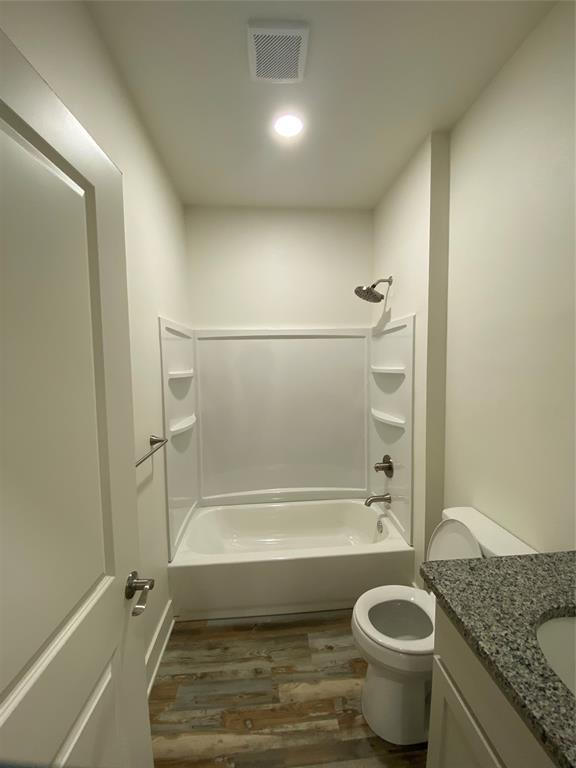 702 Davis Avenue Property Photo 13