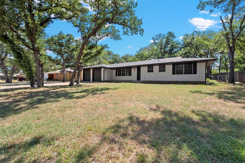 1444 Cimarron Trail Property Photo 2