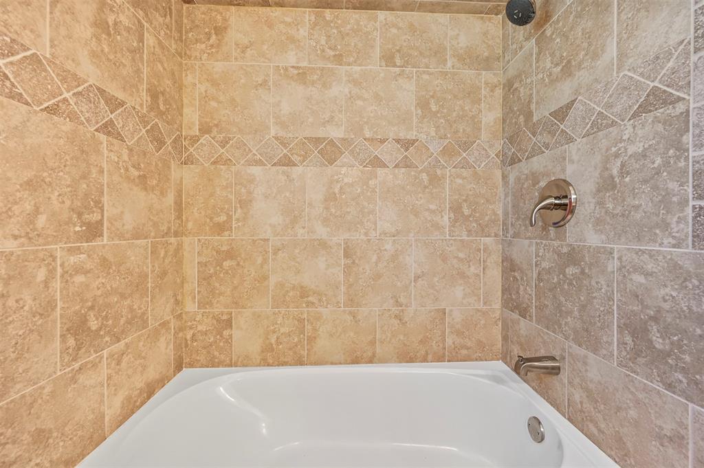 1444 Cimarron Trail Property Photo 11