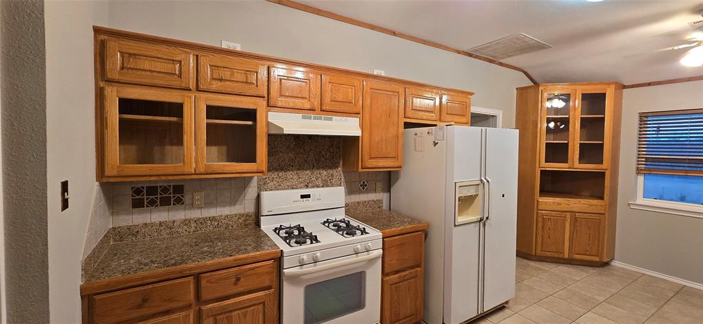 2267 County Road 3025 Property Photo 40