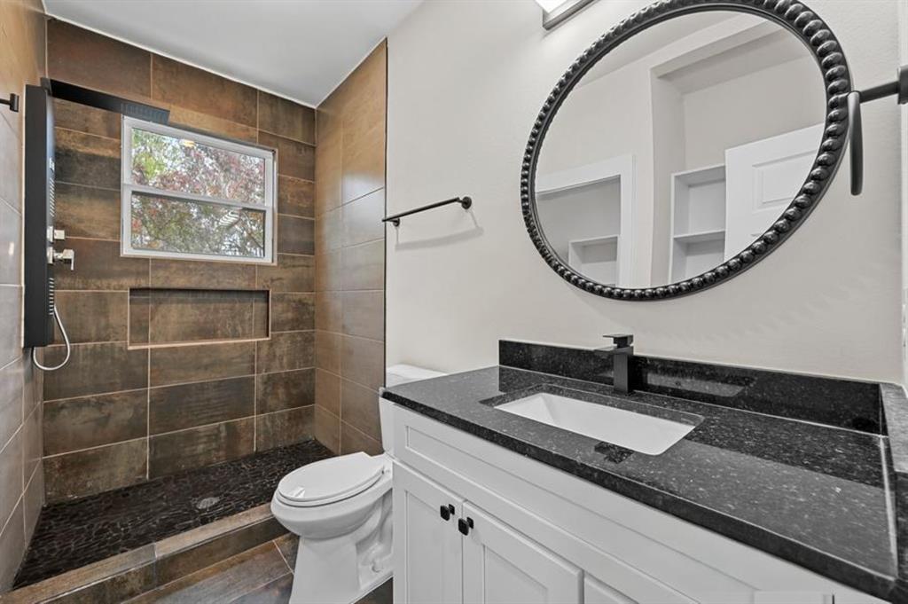 835 Winson Street Property Photo 12