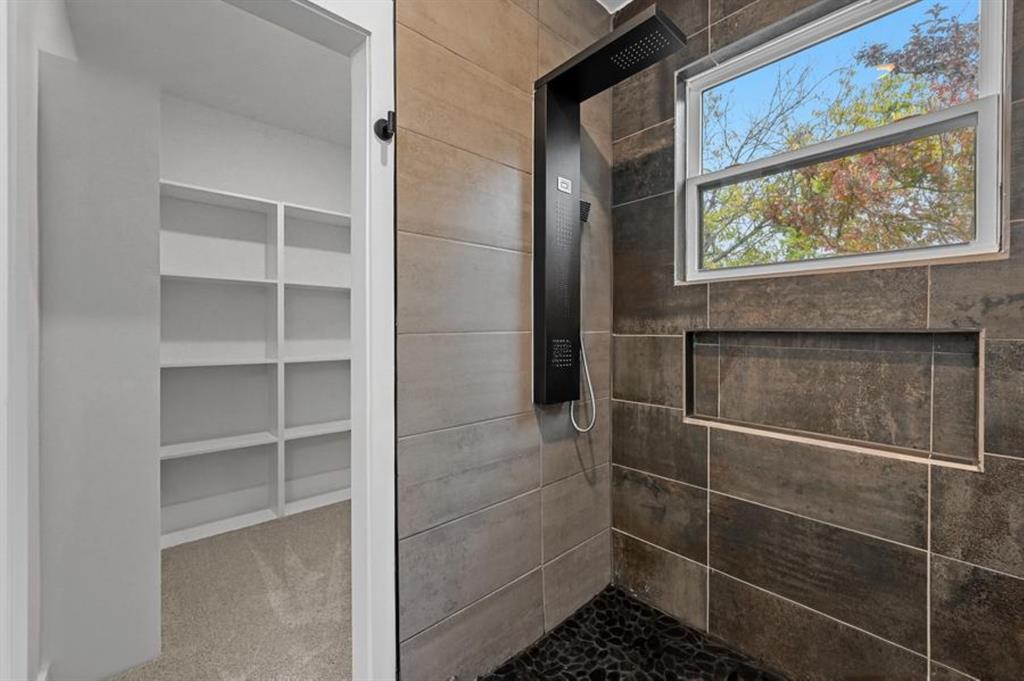 835 Winson Street Property Photo 13