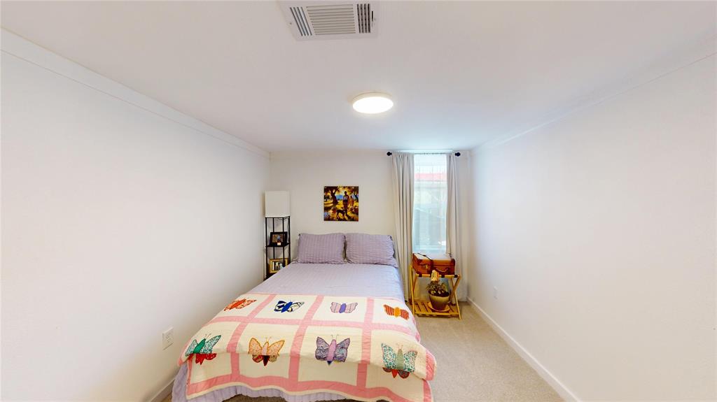 547 E Hill Street Property Photo 14