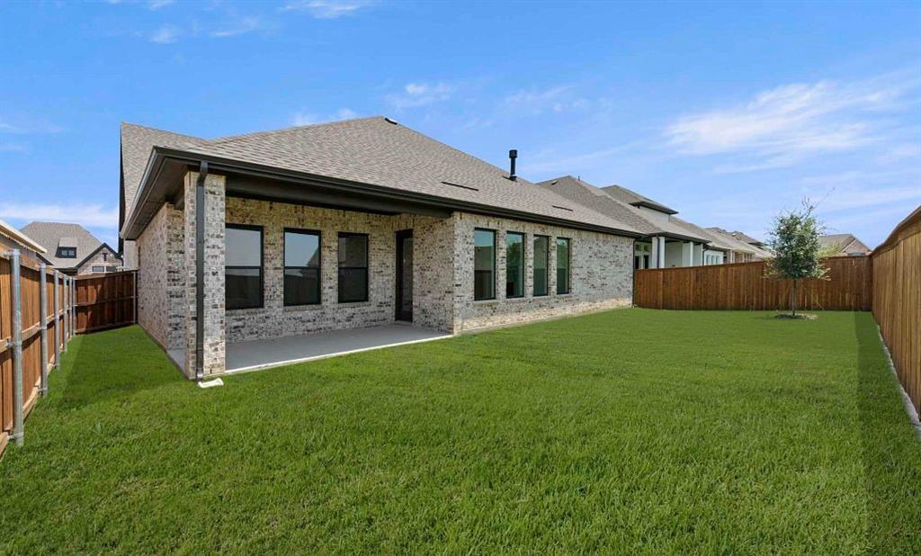 2220 Switchgrass Drive Property Photo 4