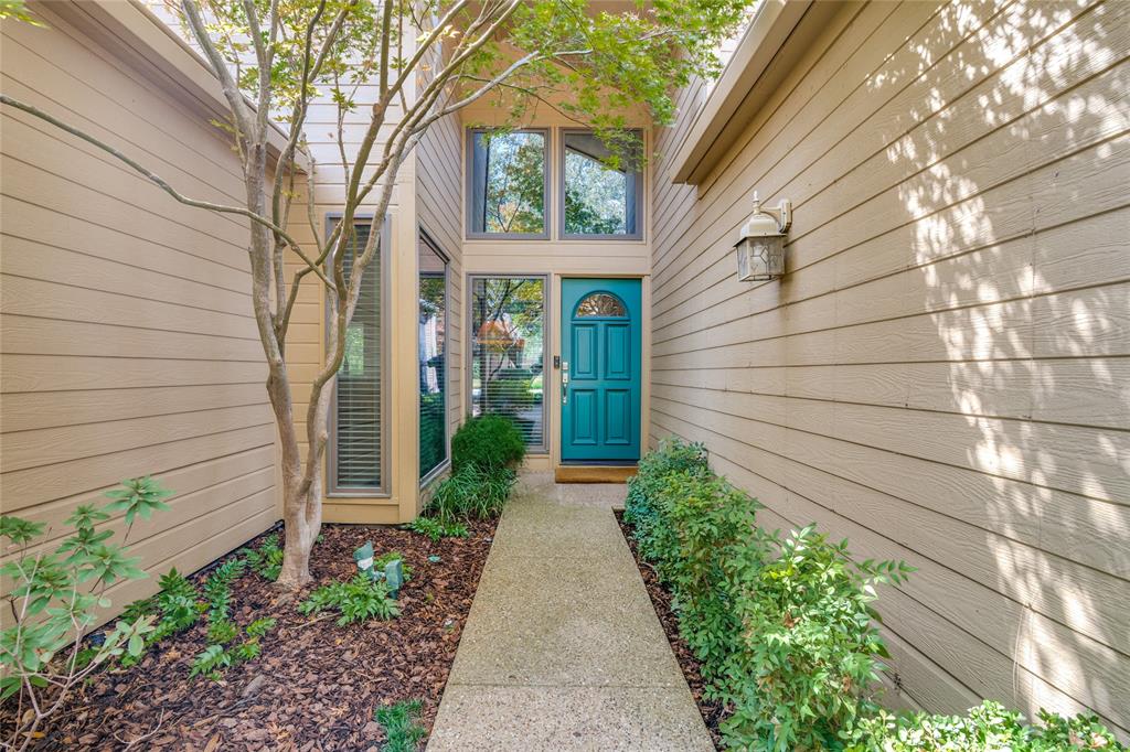 17411 Oakington Court Property Photo 3
