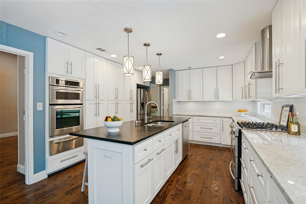 17411 Oakington Court Property Photo 11
