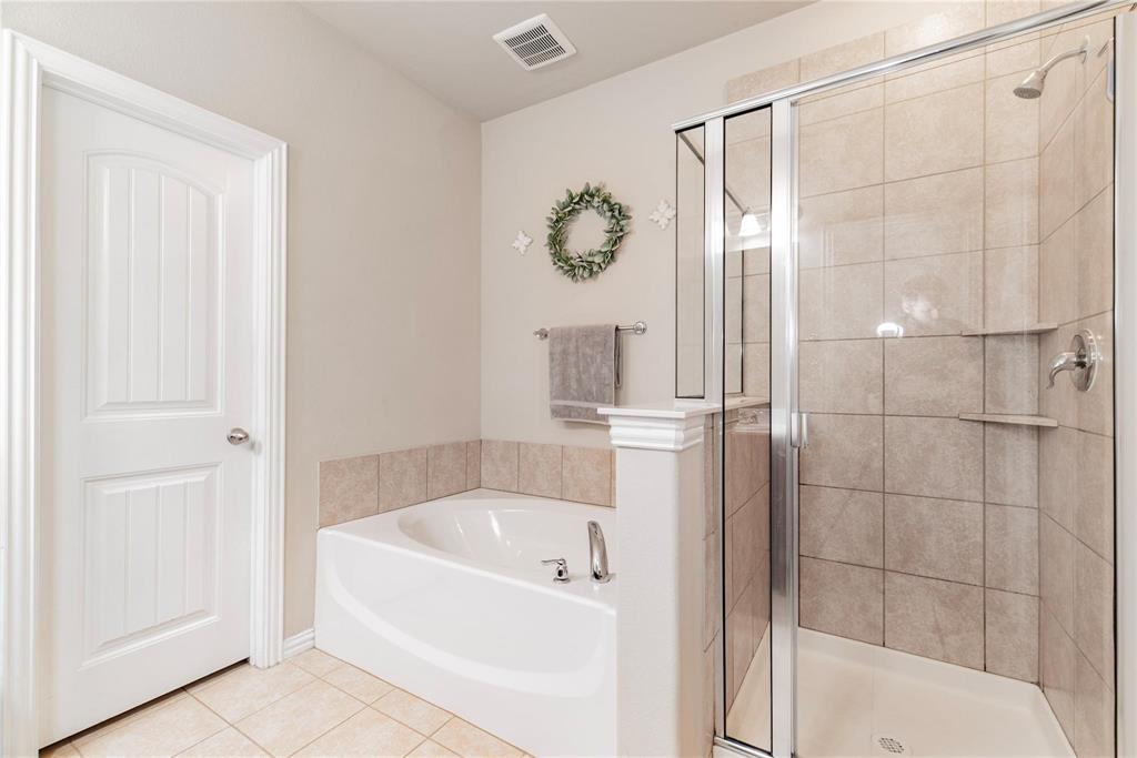 1024 Bird Creek Drive Property Photo 8