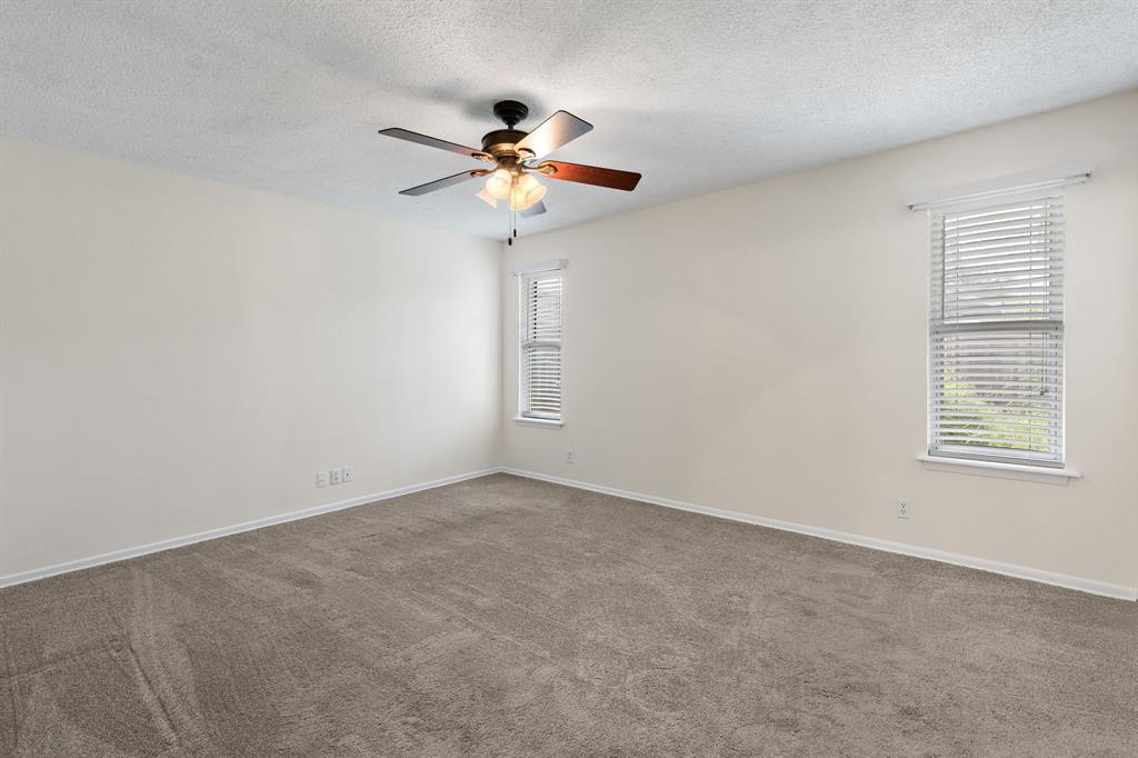 1725 Meadowcliff Drive Property Photo 17