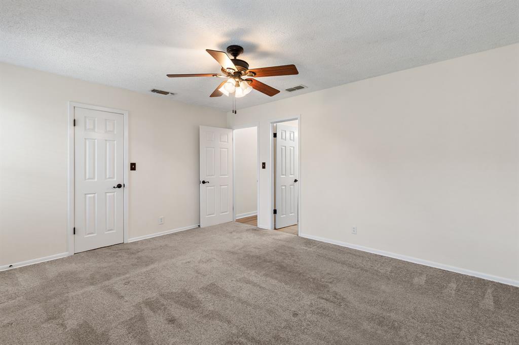 1725 Meadowcliff Drive Property Photo 18