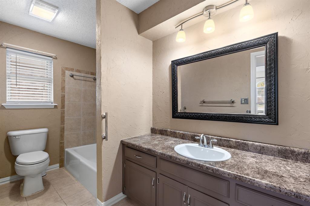 1725 Meadowcliff Drive Property Photo 23