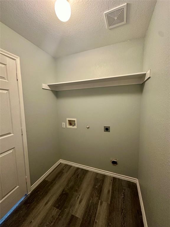 3008 Eastwood Drive Property Photo 6