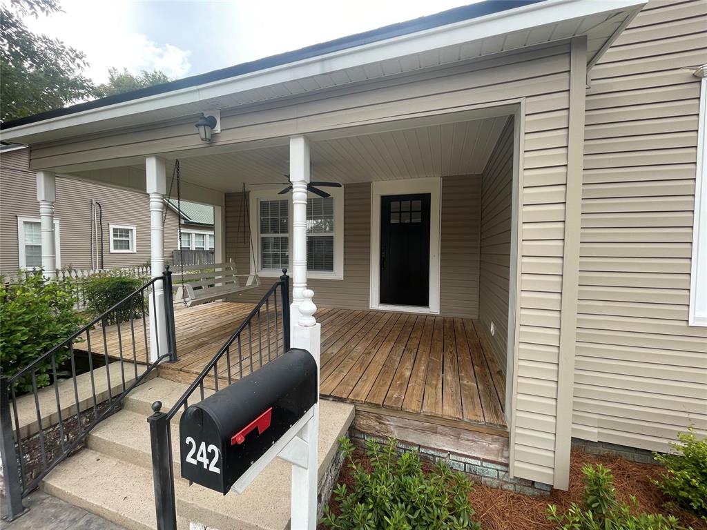 242 Preston Avenue Property Photo 3